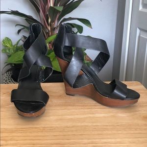 Aldo Black Wedged-Heel Cross Strap Sandal Size 11